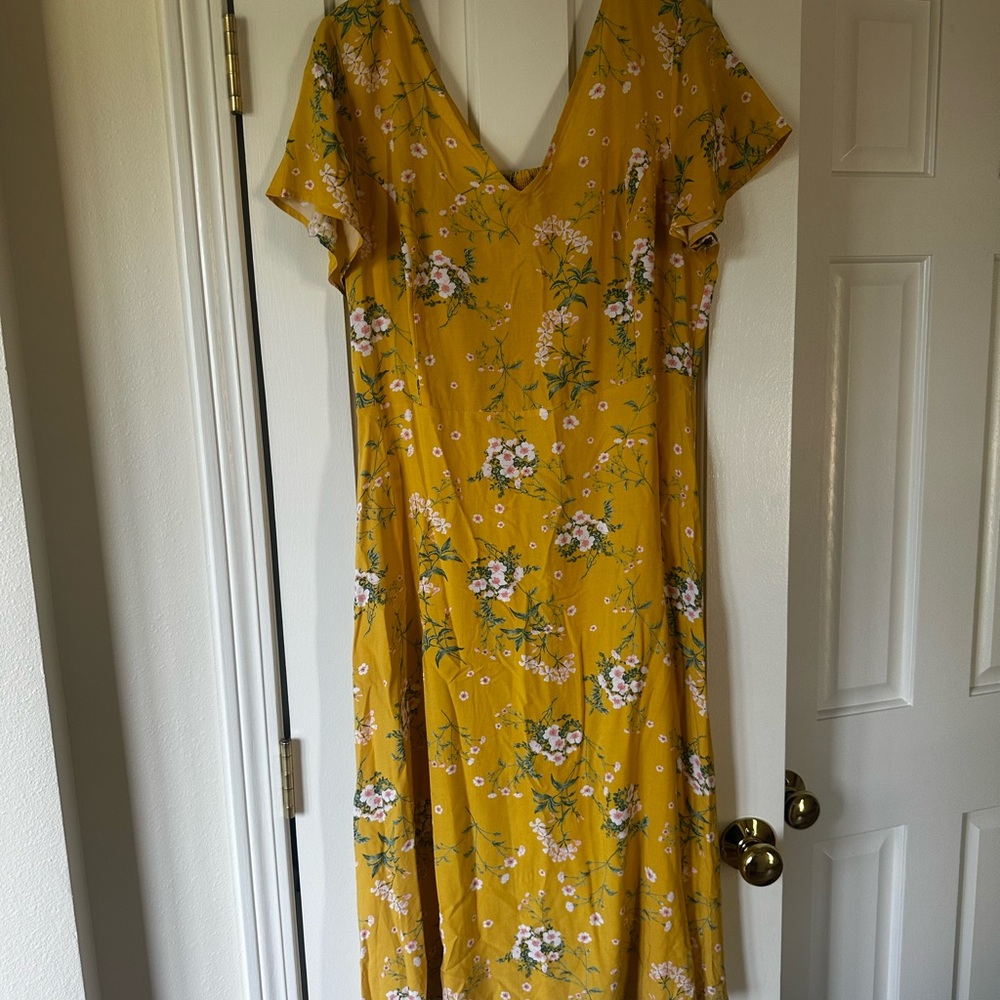 Old Navy Yellow Flutter Sleeve Sundress